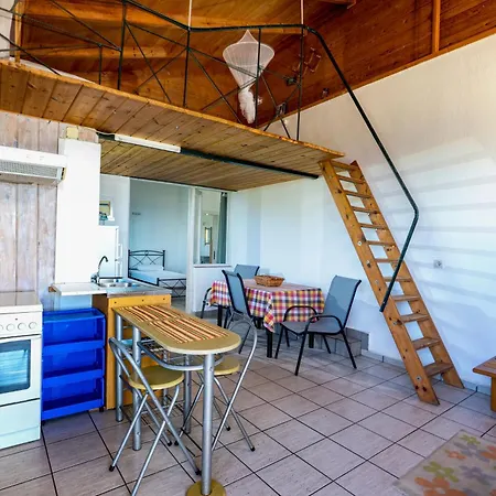 Apartman Varagoulis Giannis & Lenas